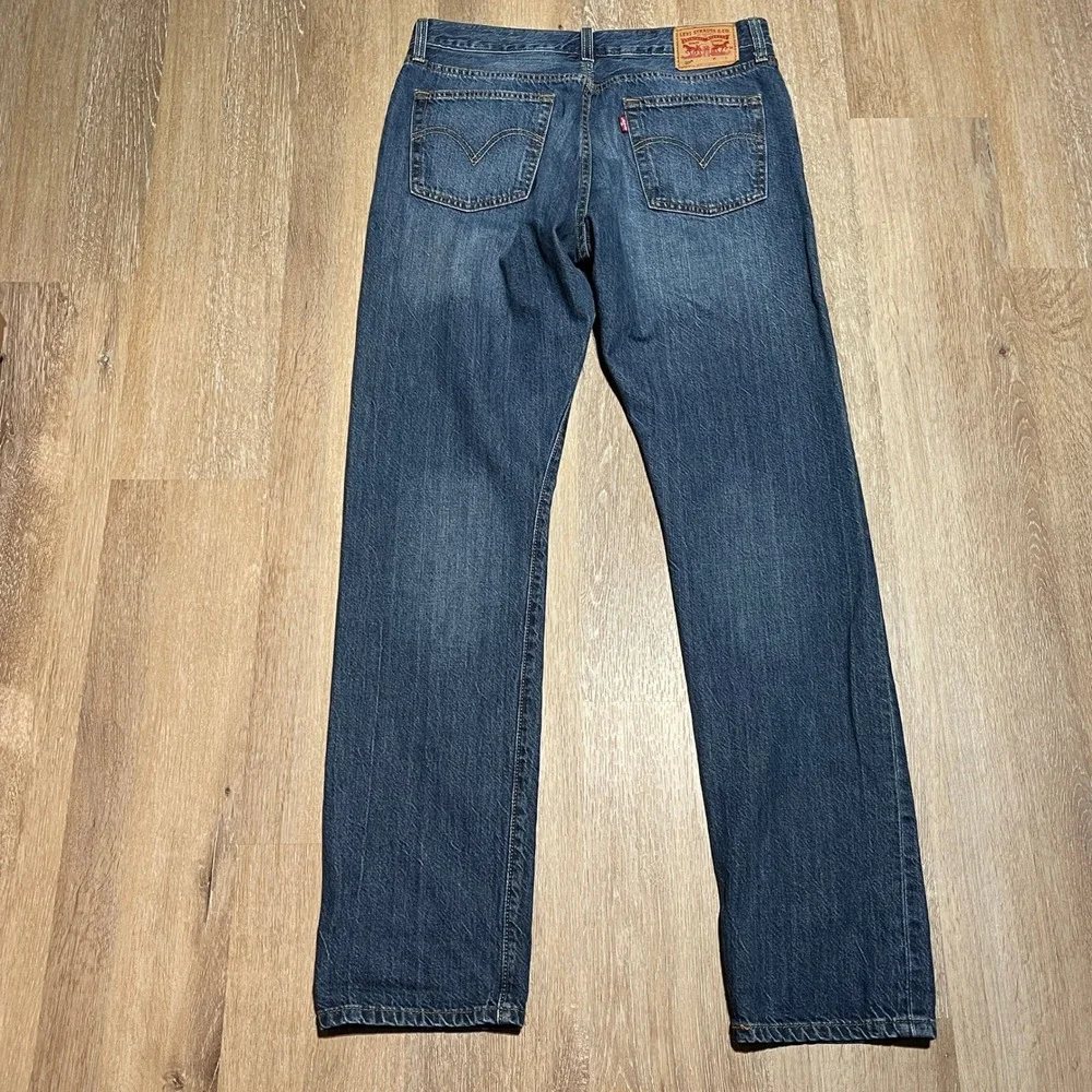 Levi's 505 Regular Fit Jeans Mens W28 L32 Medium Wash Denim‎ Distressed Ripped